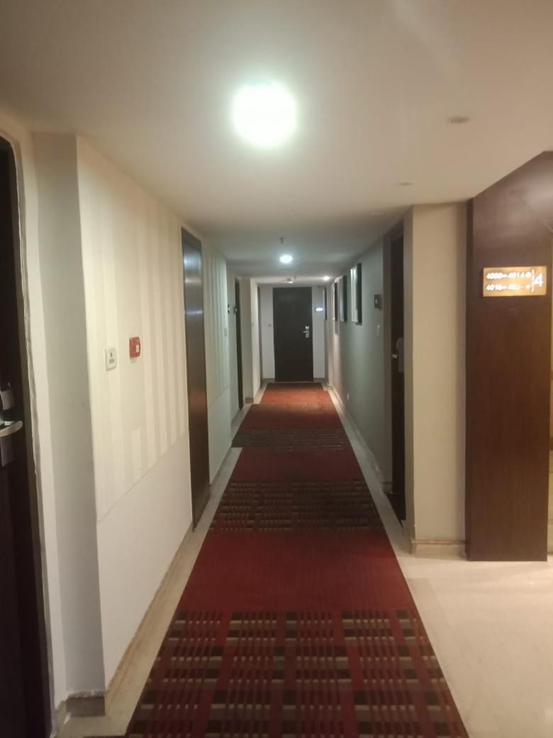 Blossom Rooms Hotel Vashishtha - Free Lunch Or Dinner- Free Breakfast حيدر أباد المظهر الخارجي الصورة