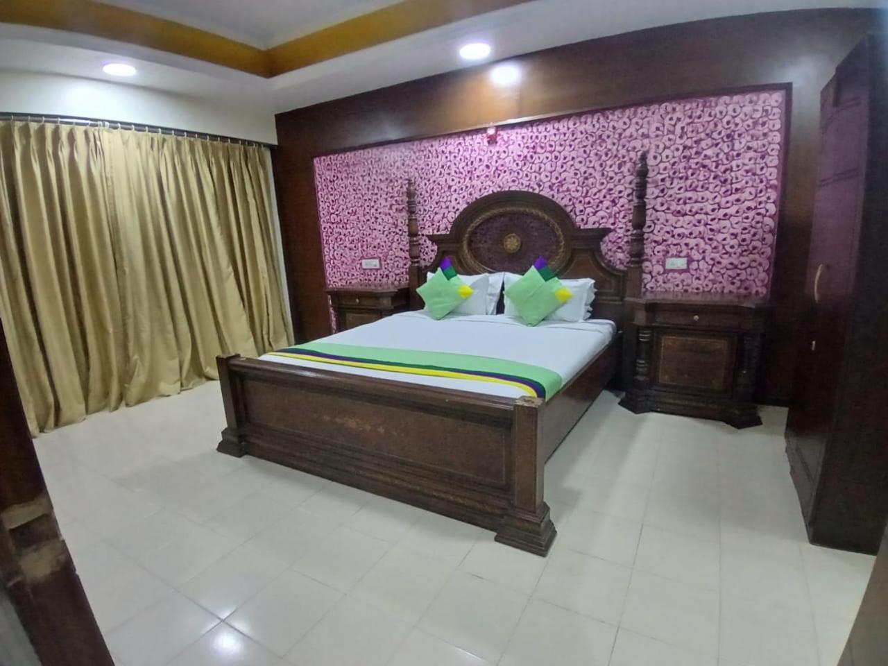 Blossom Rooms Hotel Vashishtha - Free Lunch Or Dinner- Free Breakfast حيدر أباد المظهر الخارجي الصورة